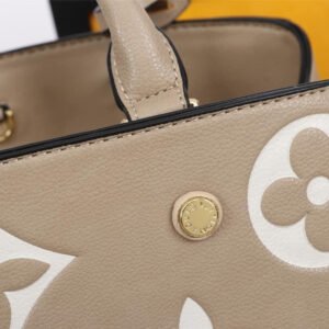 Louis Vuitton Montaigne BB Bag | AlmaBagz