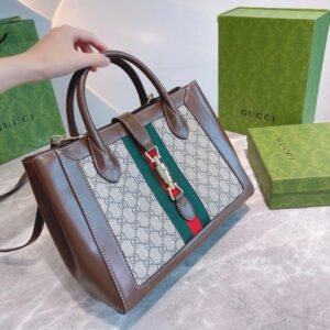 Gucci large Woman handbag | AlmaBagz