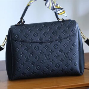 Louis Vuitton Georges MM Bag | AlmaBagz