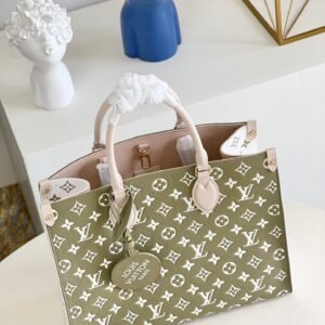 Louis Vuitton OnTheGo MM Bag | AlmaBagz