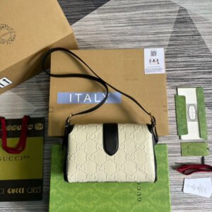Gucci GG Medium  Shoulder Bag | AlmaBagz