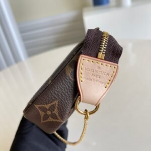 Louis Vuitton Mini Pochette Accessories Bag | AlmaBagz