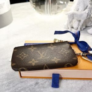 Louis Vuitton Monogram Cles Chain Key Pouch | AlmaBagz
