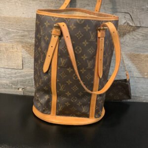 Louis Vuitton Monogram Bucket GM bag w Pouch | AlmaBagz