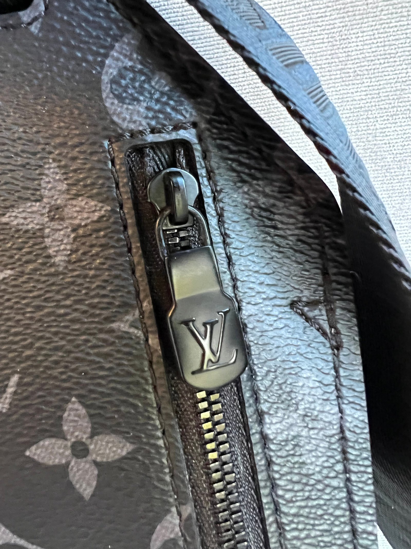 Louis Vuitton Saumur Sling Bag Monogram Eclipse (RRP £1510) | AlmaBagz - Image 13