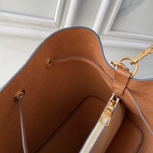 Louis Vuitton NeoNoe MM Bag | AlmaBagz