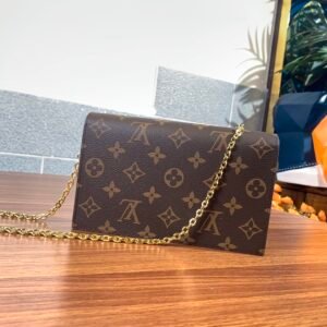 Louis Vuitton Flore Chain Wallet | AlmaBagz