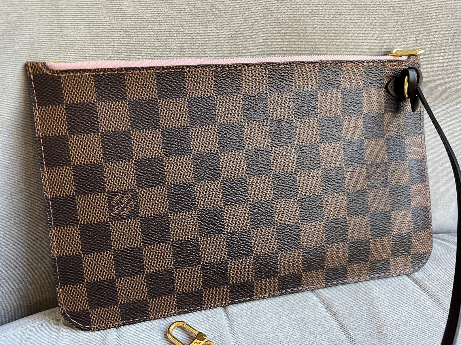 Louis Vuitton Pouch (from Neverfull MM) in Damier Ebene | AlmaBagz - Image 2
