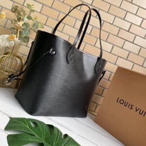 Louis Vuitton Neverfull MM Tote Bag | AlmaBagz