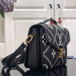 Louis Vuitton Pochette Metis Bag | AlmaBagz