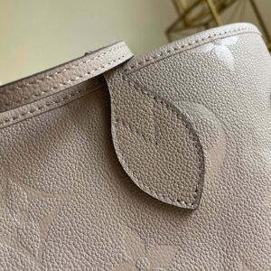 Louis Vuitton Neverfull MM Bag | AlmaBagz