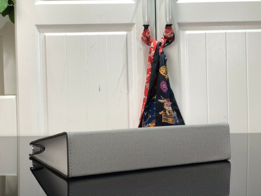 Louis Vuitton Pochette Voyage MM | AlmaBagz - Image 4