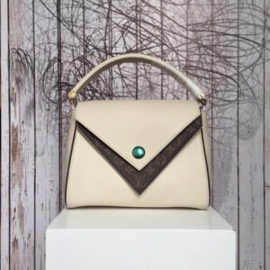 Louis Vuitton Double V handbag | AlmaBagz