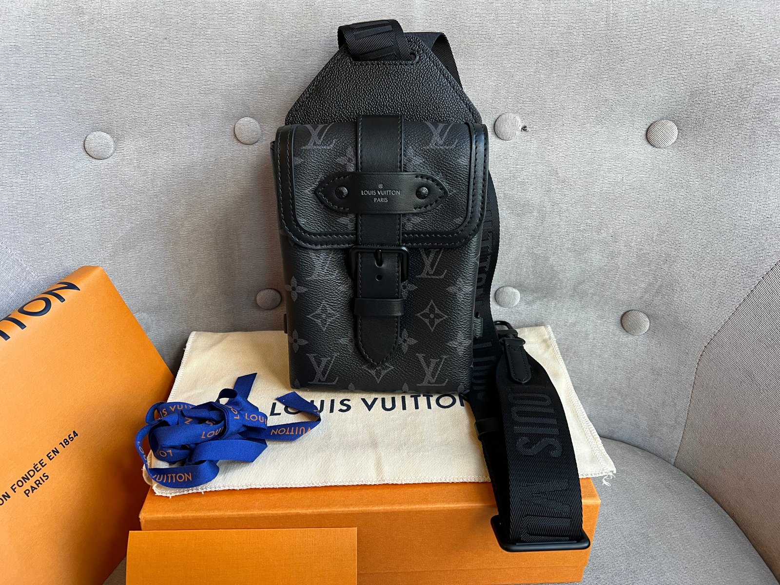 Louis Vuitton Saumur Sling Bag Monogram Eclipse (RRP £1510) | AlmaBagz - Image 3
