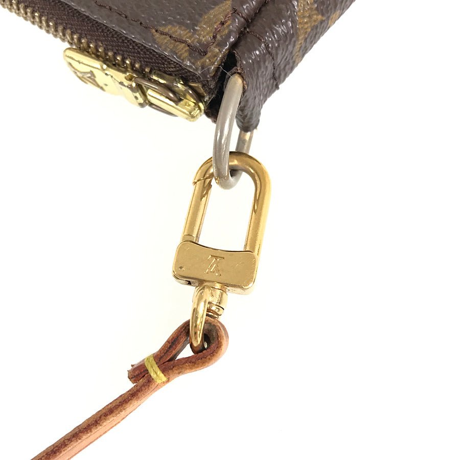 LOUIS VUITTON Pouch | AlmaBagz - Image 9