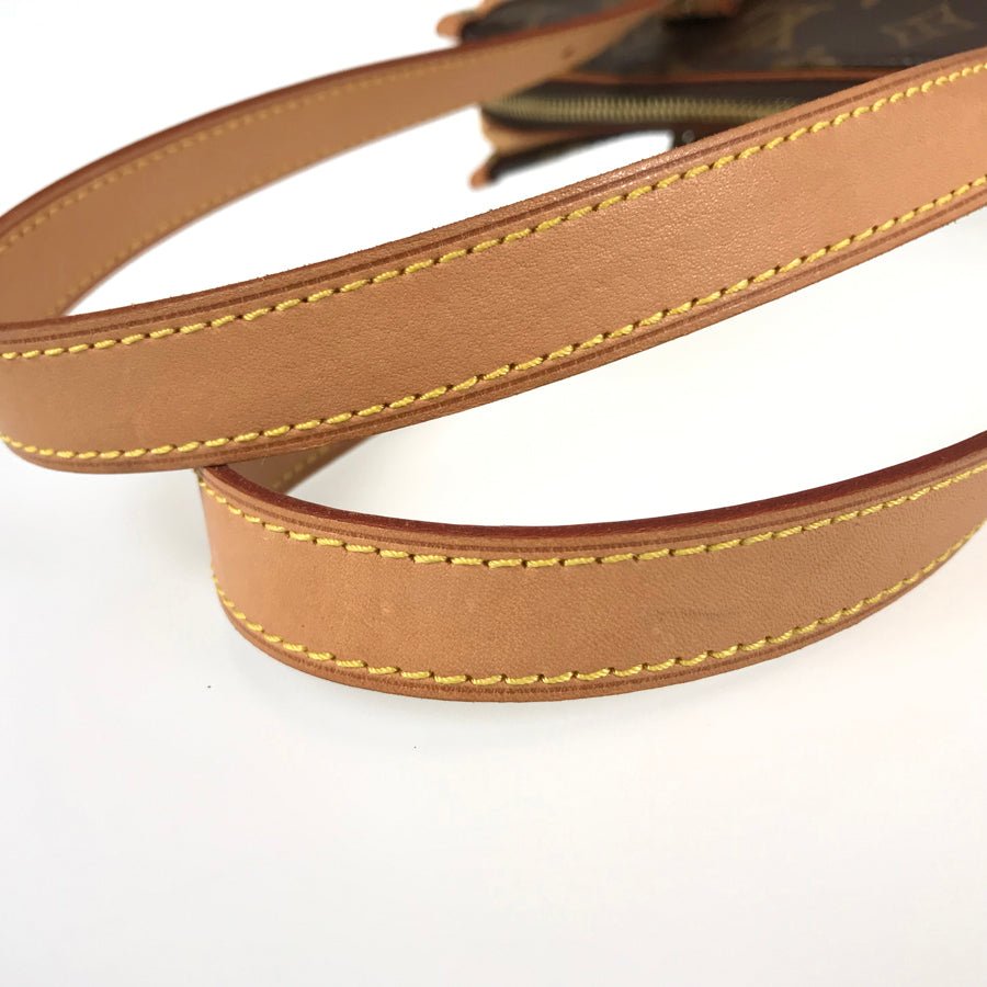 LOUIS VUITTON Shoulder Bag | AlmaBagz - Image 9