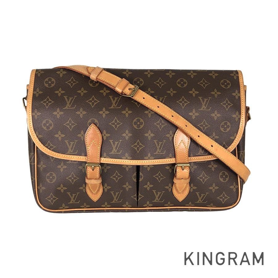 LOUIS VUITTON Shoulder Bag | AlmaBagz - Image 20