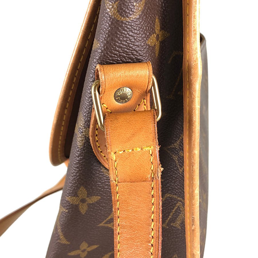 LOUIS VUITTON Shoulder Bag | AlmaBagz - Image 14