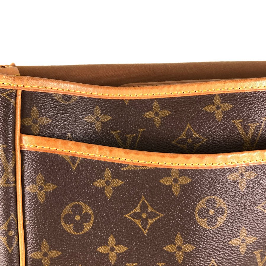 LOUIS VUITTON Shoulder Bag | AlmaBagz - Image 8
