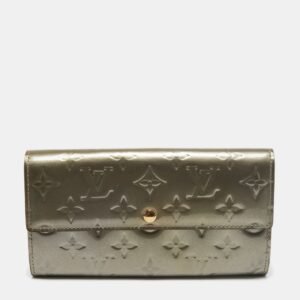 Louis Vuitton Gris Art Deco Monogram Vernis Sarah Wallet | AlmaBagz