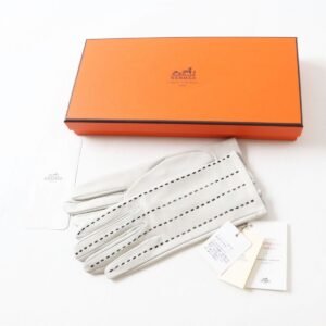 HERMES gloves Lamb leather GRIS PERLE 7 | AlmaBagz