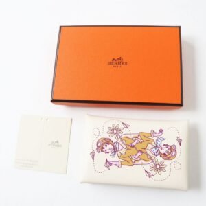 HERMES Card Case Main: Vaux Swift Nata (Ivory type) x Silver MetalAviator Women Used | AlmaBagz