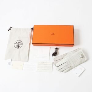 HERMES gloves Image reference Light gray x Silver Metal | AlmaBagz