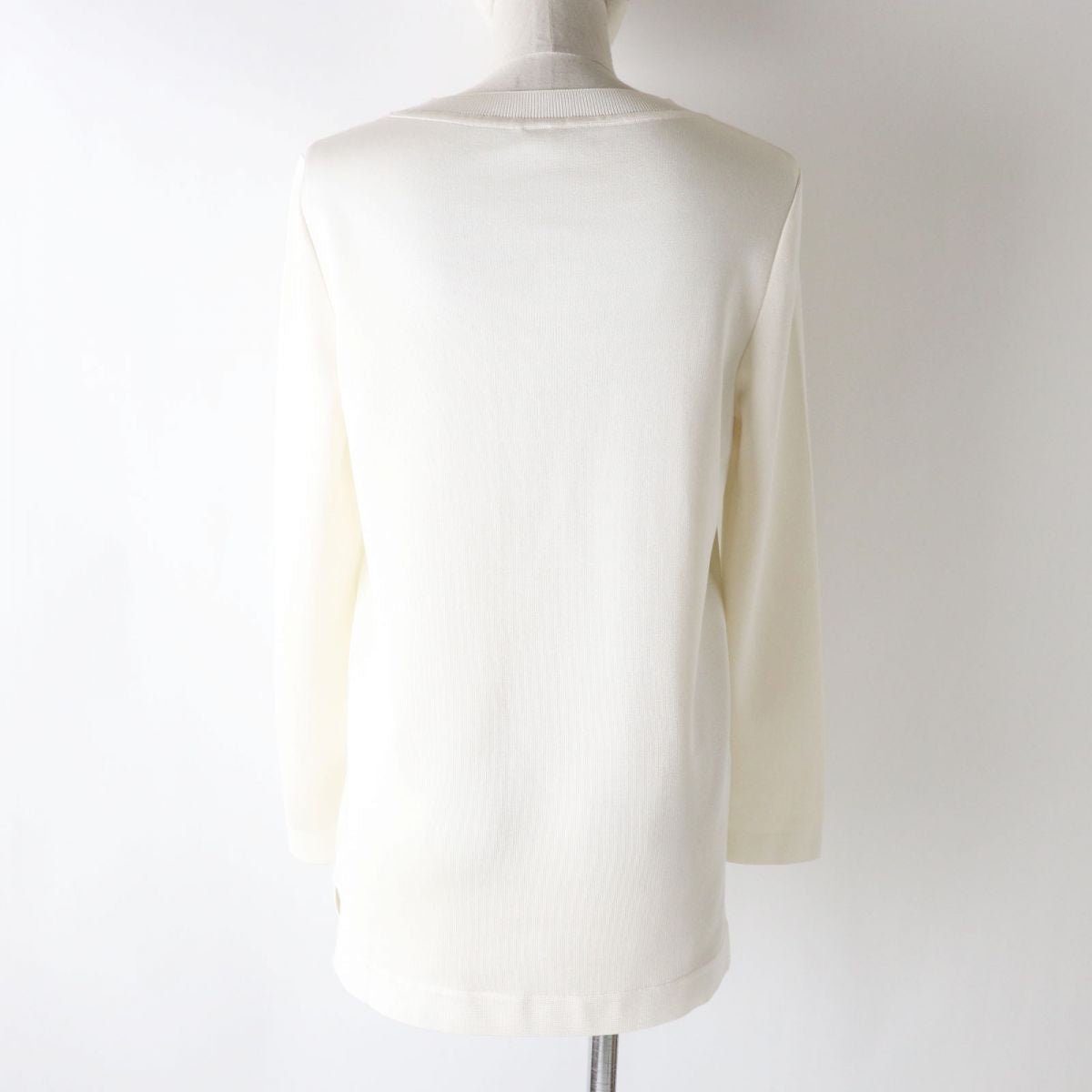 HERMES knit Main: 100% silk, part: 8% nylon, part: 2% polyurethane, part: 100% polyester White type Women 34 Used | AlmaBagz - Image 2