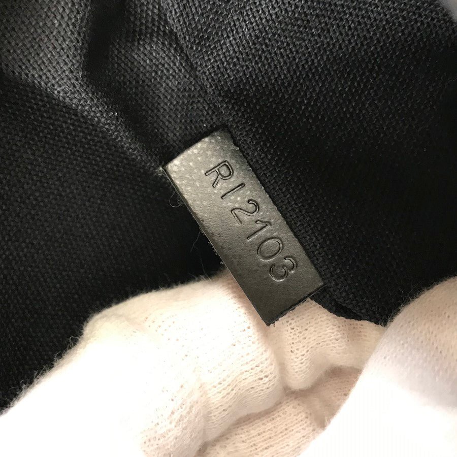 LOUIS VUITTON Shoulder Bag | AlmaBagz - Image 17