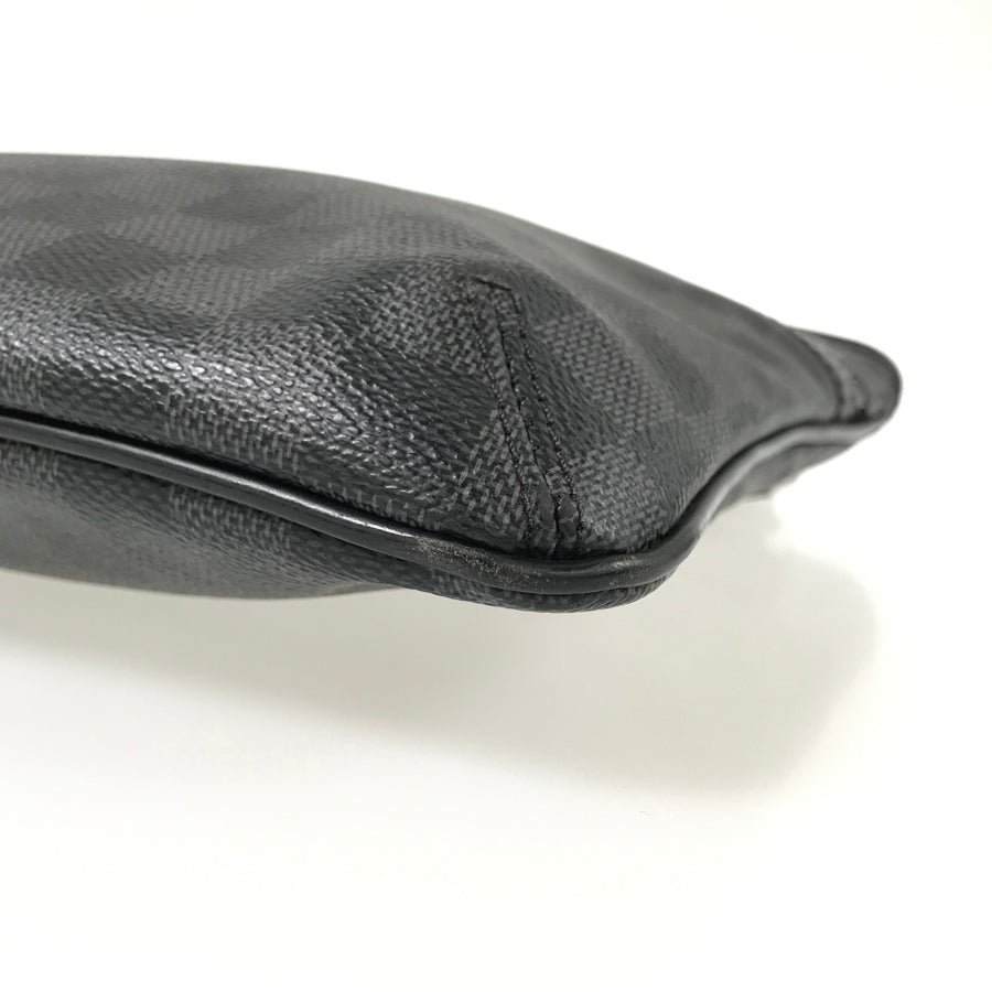 LOUIS VUITTON Shoulder Bag | AlmaBagz - Image 4