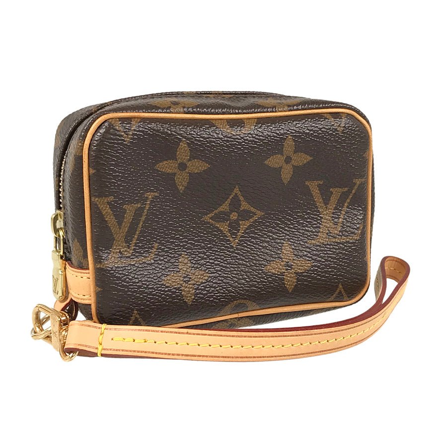 LOUIS VUITTON Pouch | AlmaBagz
