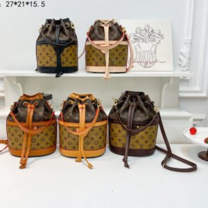 Louis vuitton handbag | AlmaBagz