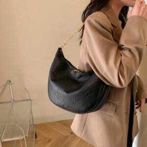 Louis vuitton handbag | AlmaBagz