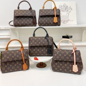 Louis vuitton handbag | AlmaBagz