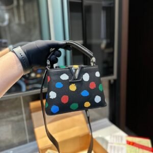 Louis Vuitton Capucines Handbag( 20cm) | AlmaBagz