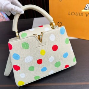 Louis Vuitton Capucines Handbag( 27cm ) | AlmaBagz