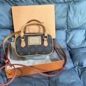 Louis Vuitton handbags | AlmaBagz