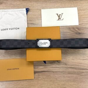 Louis Vuitton NEO INVENTEUR REVERSIBLE 40MM | AlmaBagz