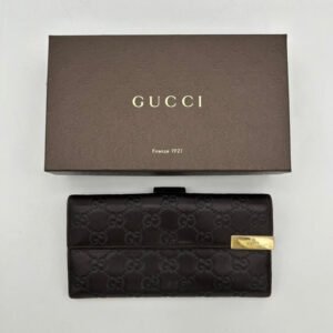 Gucci Black Leather GG Monogram Clutch Wristlet Medium | AlmaBagz
