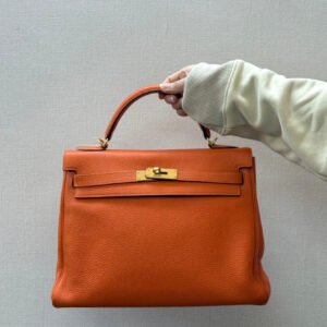 Hermes Kelly 32 Orange Handbag | AlmaBagz