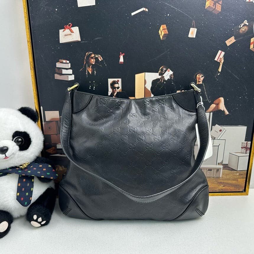 Gucci Black Hobo Bag in Leather | AlmaBagz
