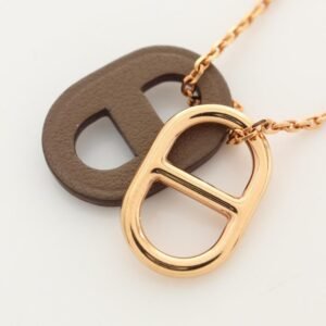 HERMES Omaillon au maillon Chaîne d'Ancre Necklace Pink Gold Gray Brown | AlmaBagz