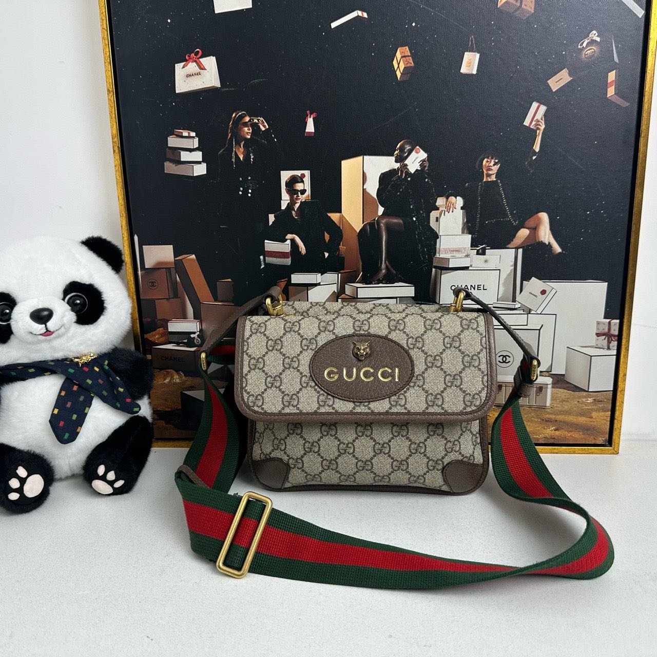 Gucci GG Supreme Brown Canvas Shoulder Bag - Pre-Loved | AlmaBagz