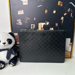 Gucci GG Imprimé Black Leather Clutch - Pre-Loved Designer Bag (11623468) | AlmaBagz