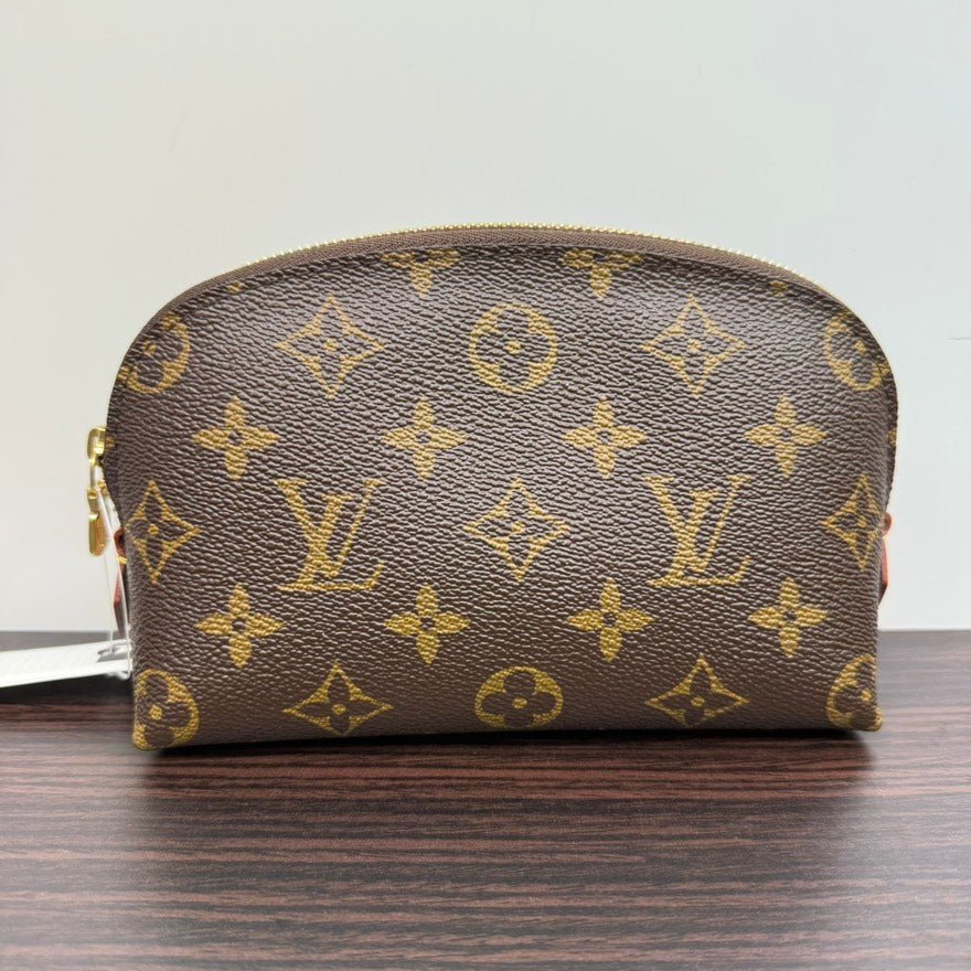Louis Vuitton Monogram Cosmetic Pouch PM LB110116 Brown Clutch | AlmaBagz