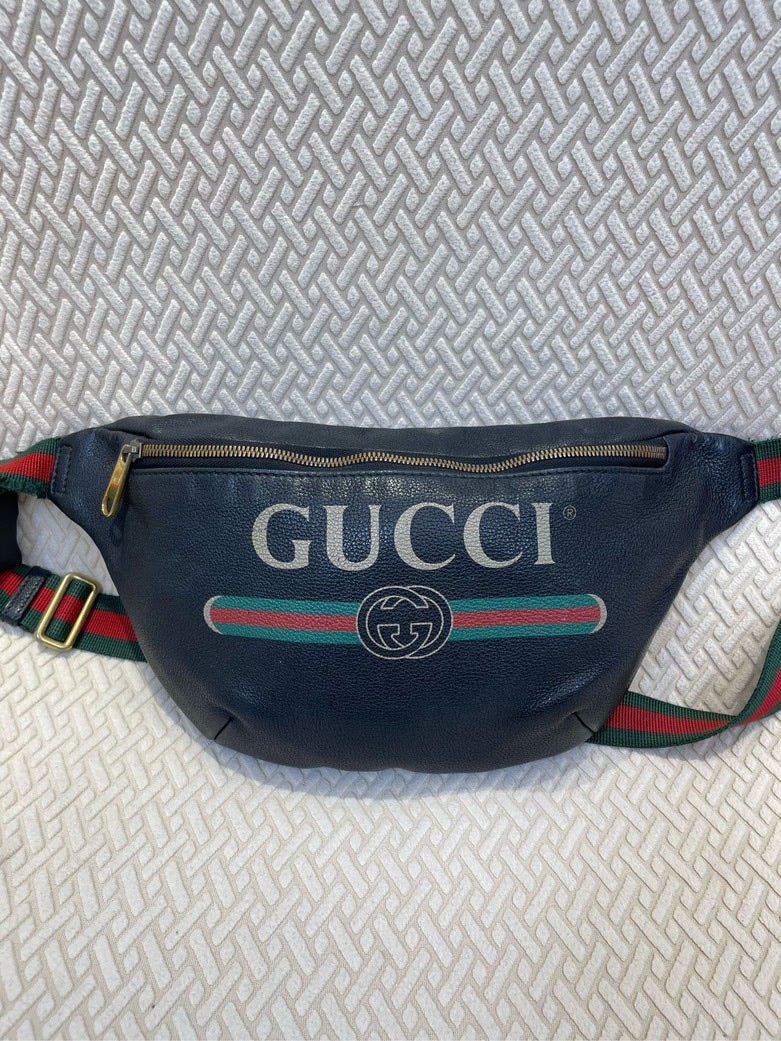 Gucci Preloved Blue Leather Bumbag Belt Bag | AlmaBagz