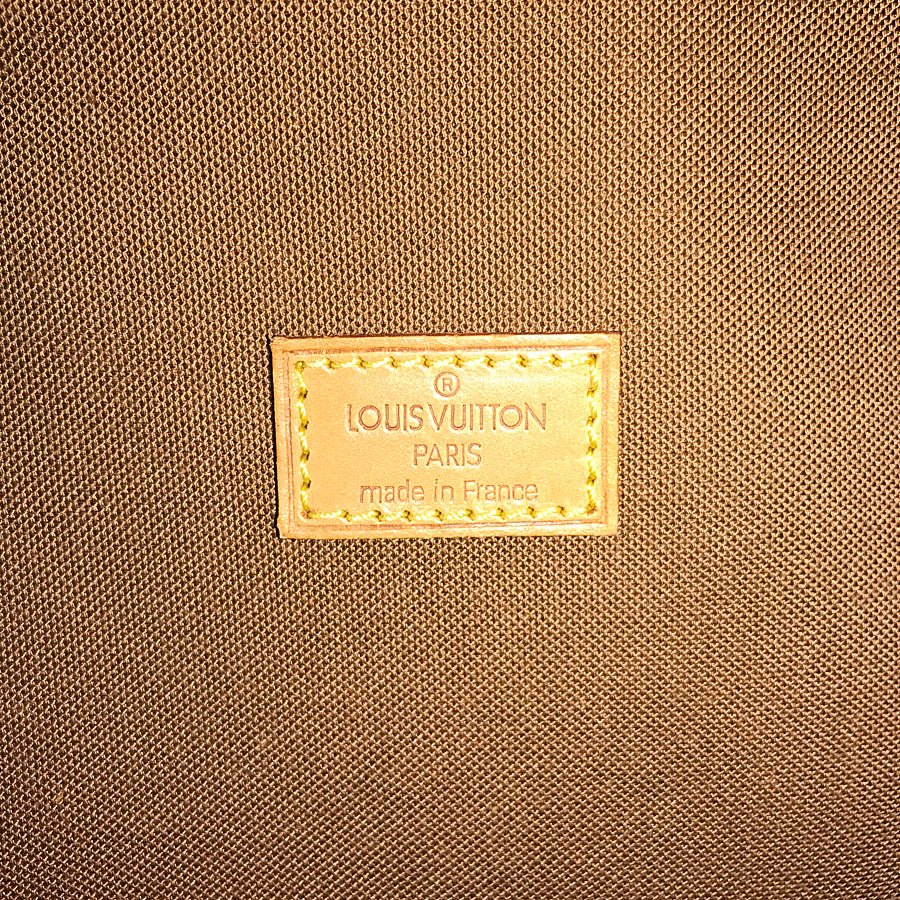 LOUIS VUITTON Shoulder Bag | AlmaBagz - Image 17