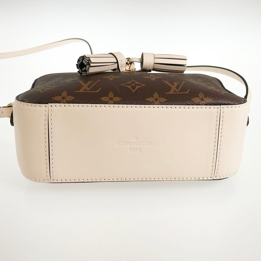 LOUIS VUITTON Shoulder Bag | AlmaBagz - Image 3