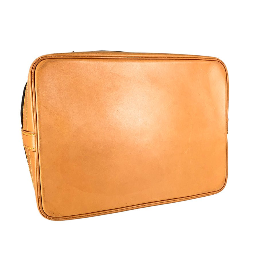 LOUIS VUITTON Shoulder Bag | AlmaBagz - Image 3