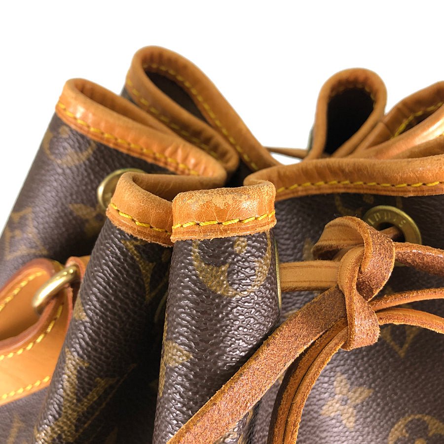 LOUIS VUITTON Shoulder Bag | AlmaBagz - Image 8